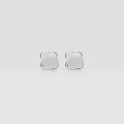 Minimal Square Studs