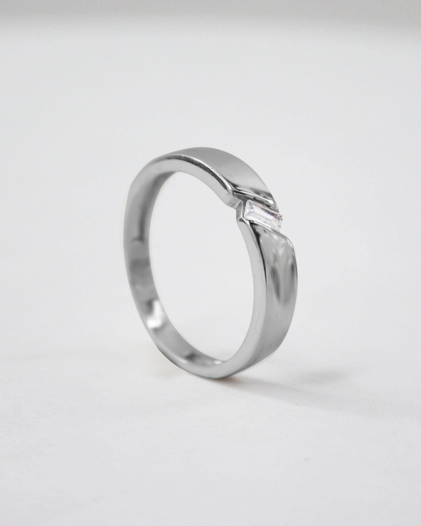 Edge Baguette Silver Ring