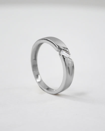 Edge Baguette Silver Ring
