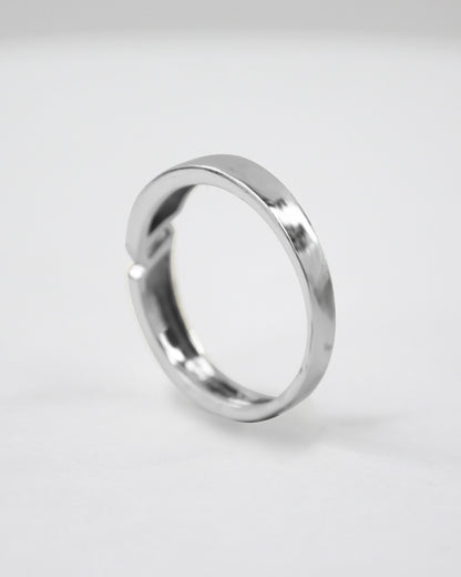 Edge Baguette Silver Ring