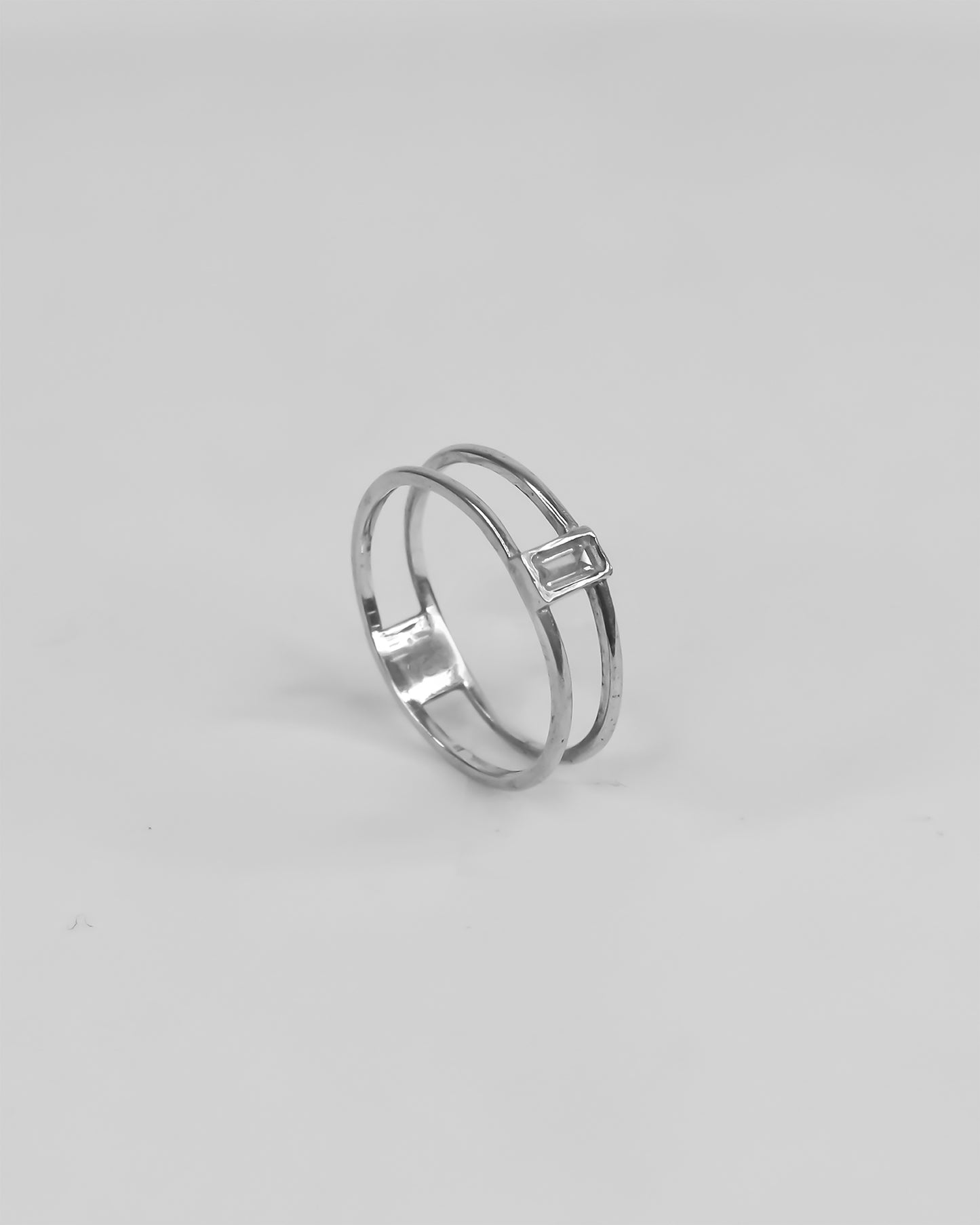 Parallel Calm Silver Ring