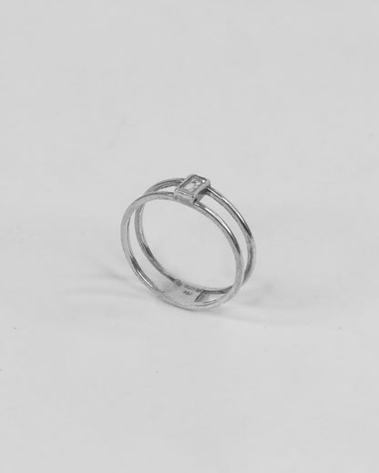 Parallel Calm Silver Ring