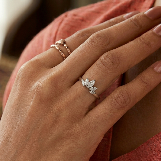 Little Crown Silver Ring