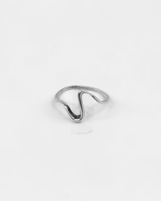 Single Wave Ring