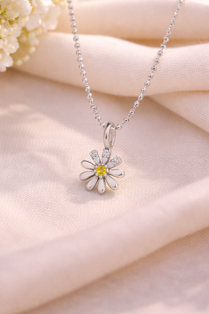 Daisy Spark Pendant