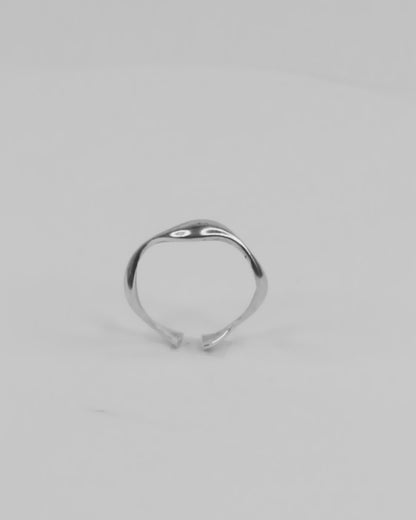 Soft Curve Silver Ring
